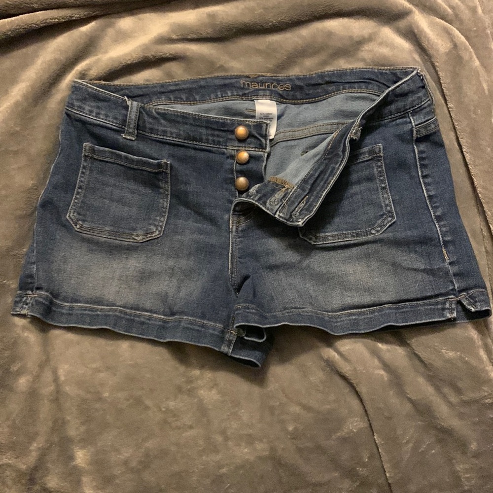 Gently used Maurice’s denim shorts